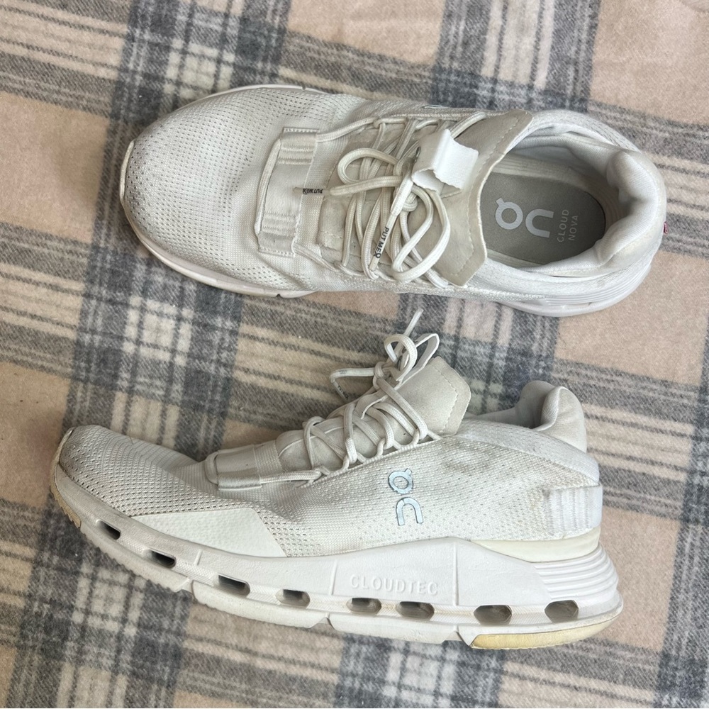 On Shoes White on White Cloudnova Running Shoes 7.5